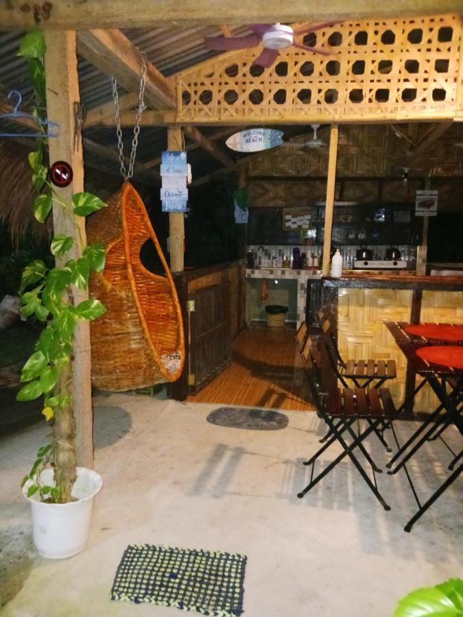Weeroona Huts Homestay Pacifico San Isidro  ภายนอก รูปภาพ