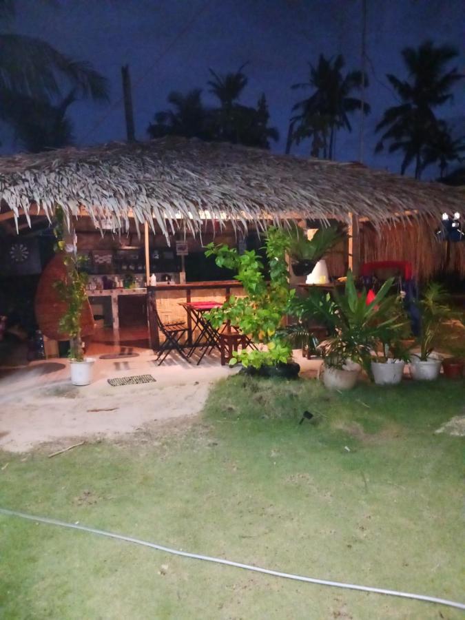 Weeroona Huts Homestay Pacifico San Isidro  ภายนอก รูปภาพ