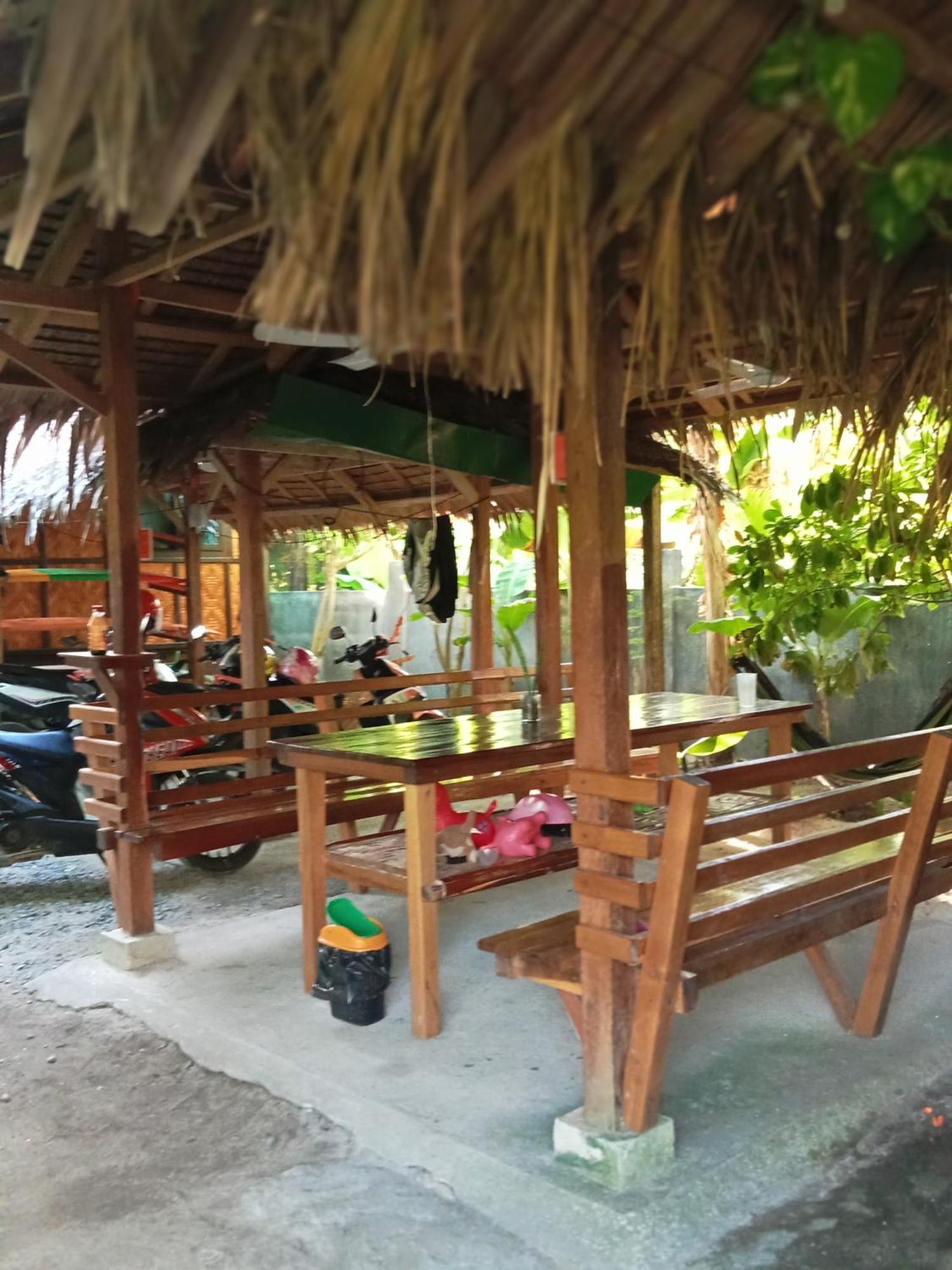 Weeroona Huts Homestay Pacifico San Isidro  ภายนอก รูปภาพ