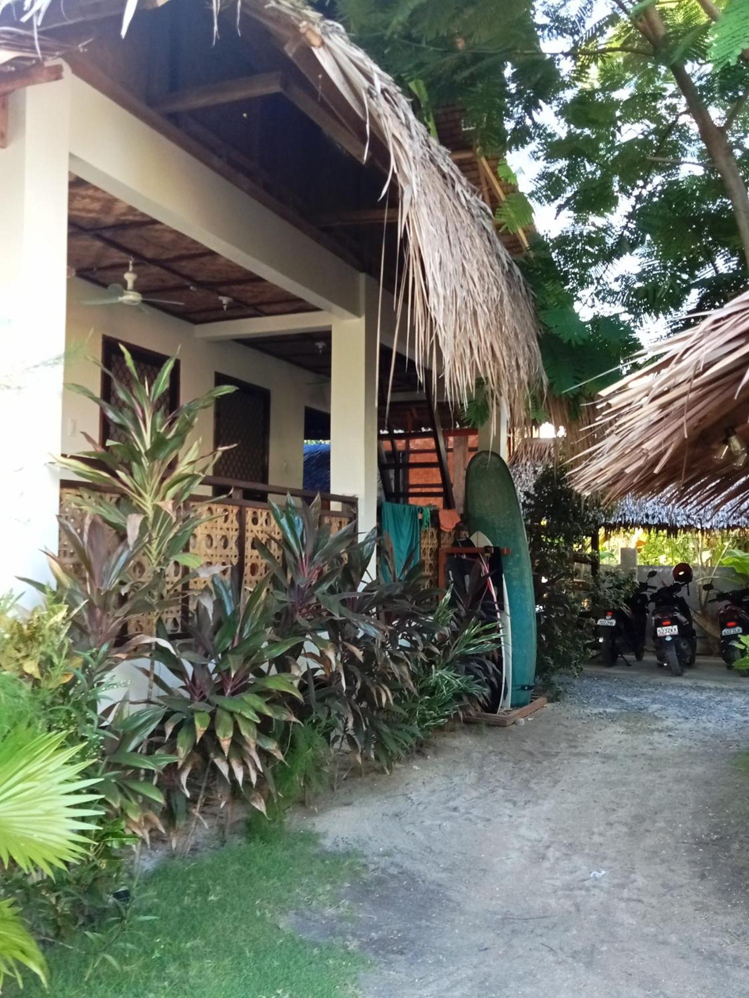 Weeroona Huts Homestay Pacifico San Isidro  ภายนอก รูปภาพ
