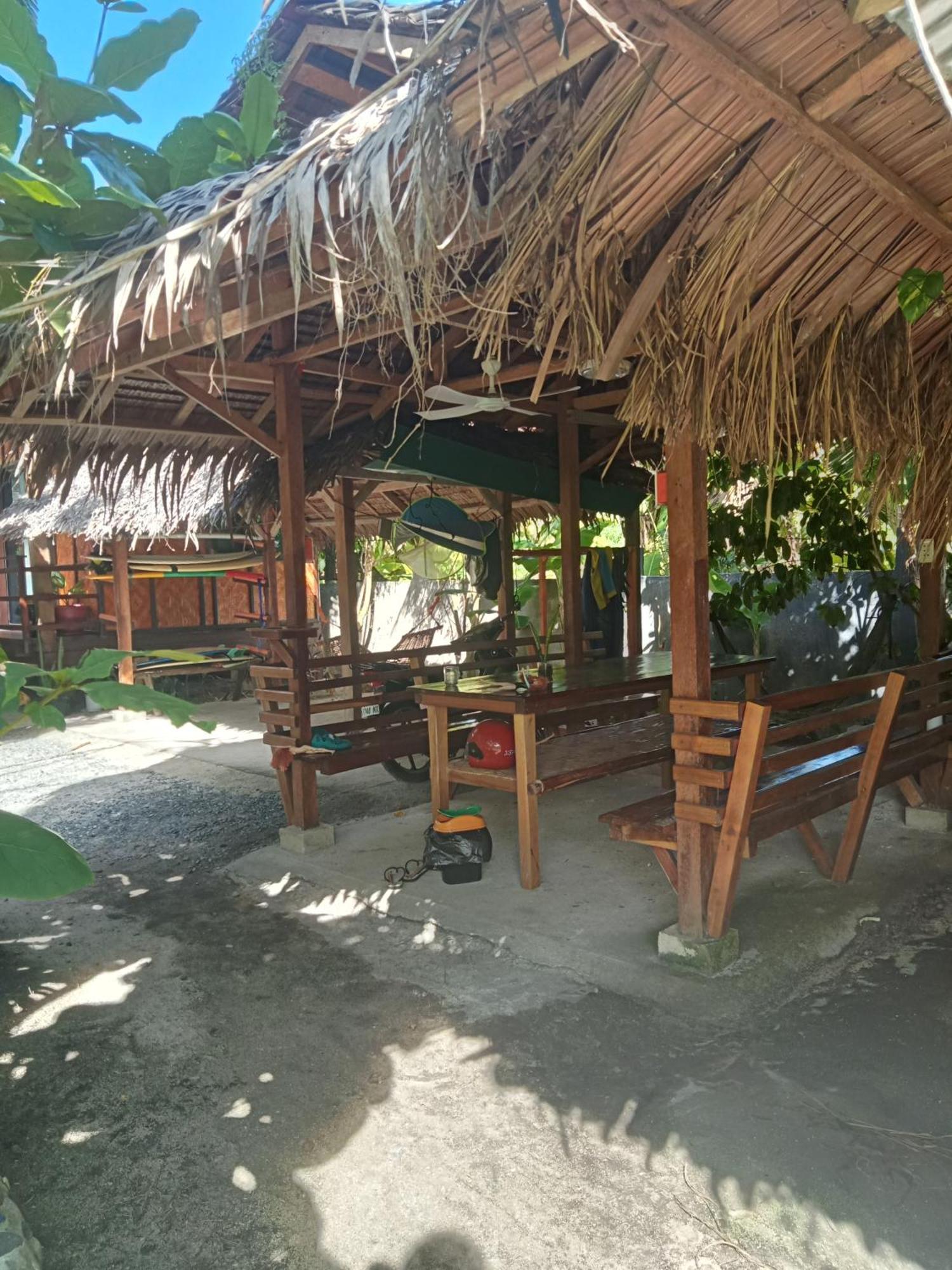 Weeroona Huts Homestay Pacifico San Isidro  ภายนอก รูปภาพ