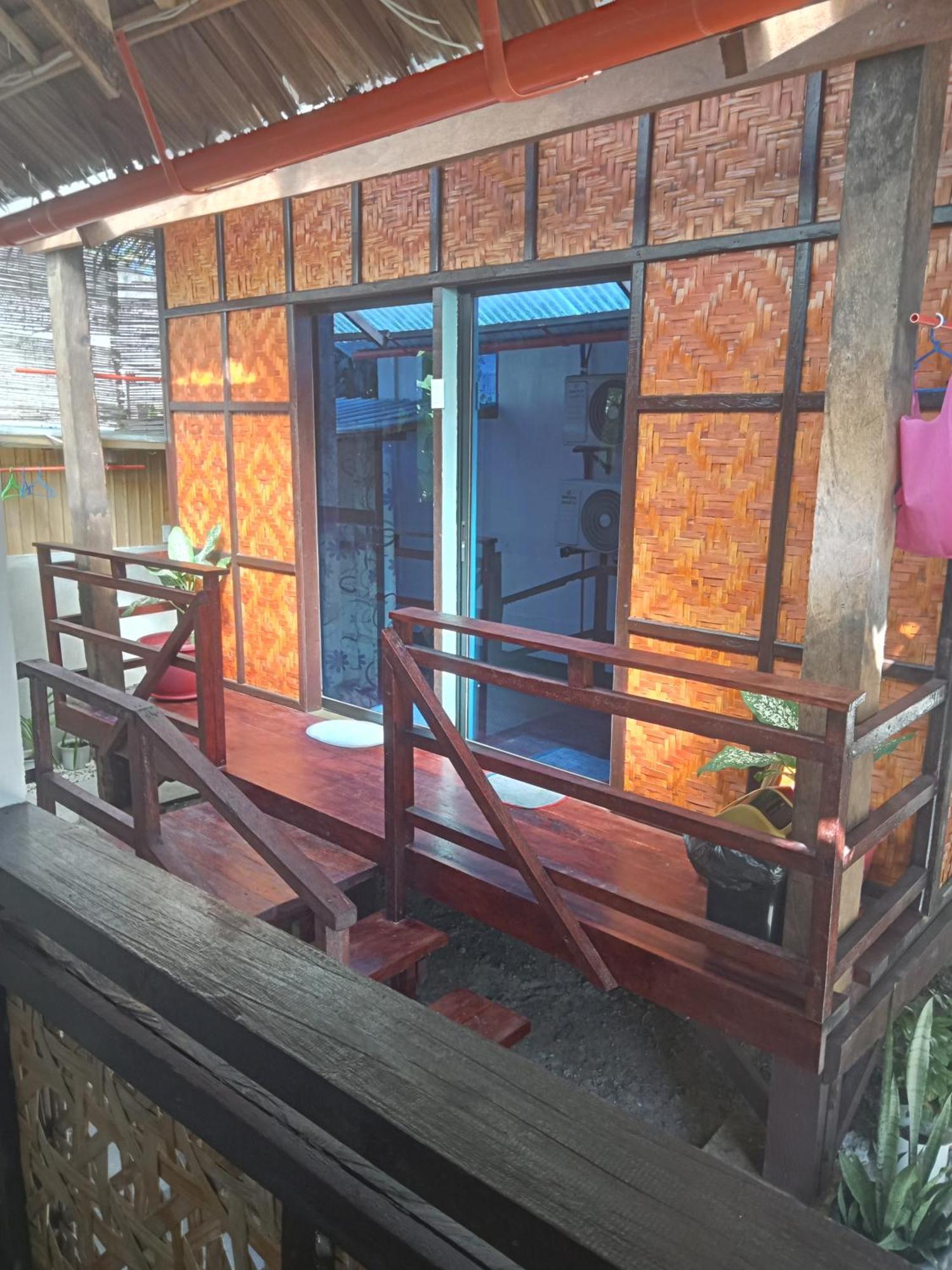 Weeroona Huts Homestay Pacifico San Isidro  ภายนอก รูปภาพ